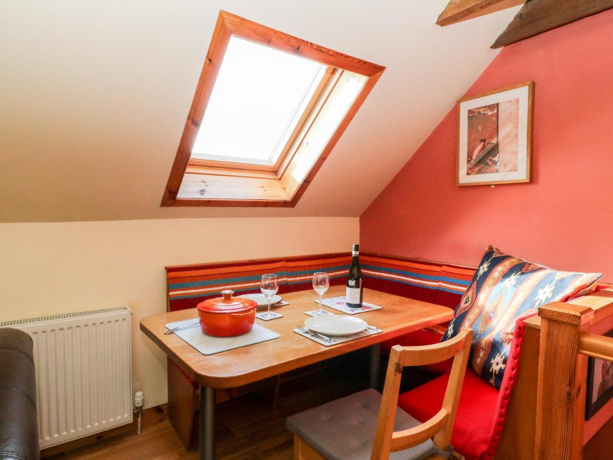 Larch Cottage Weem Εξωτερικό φωτογραφία