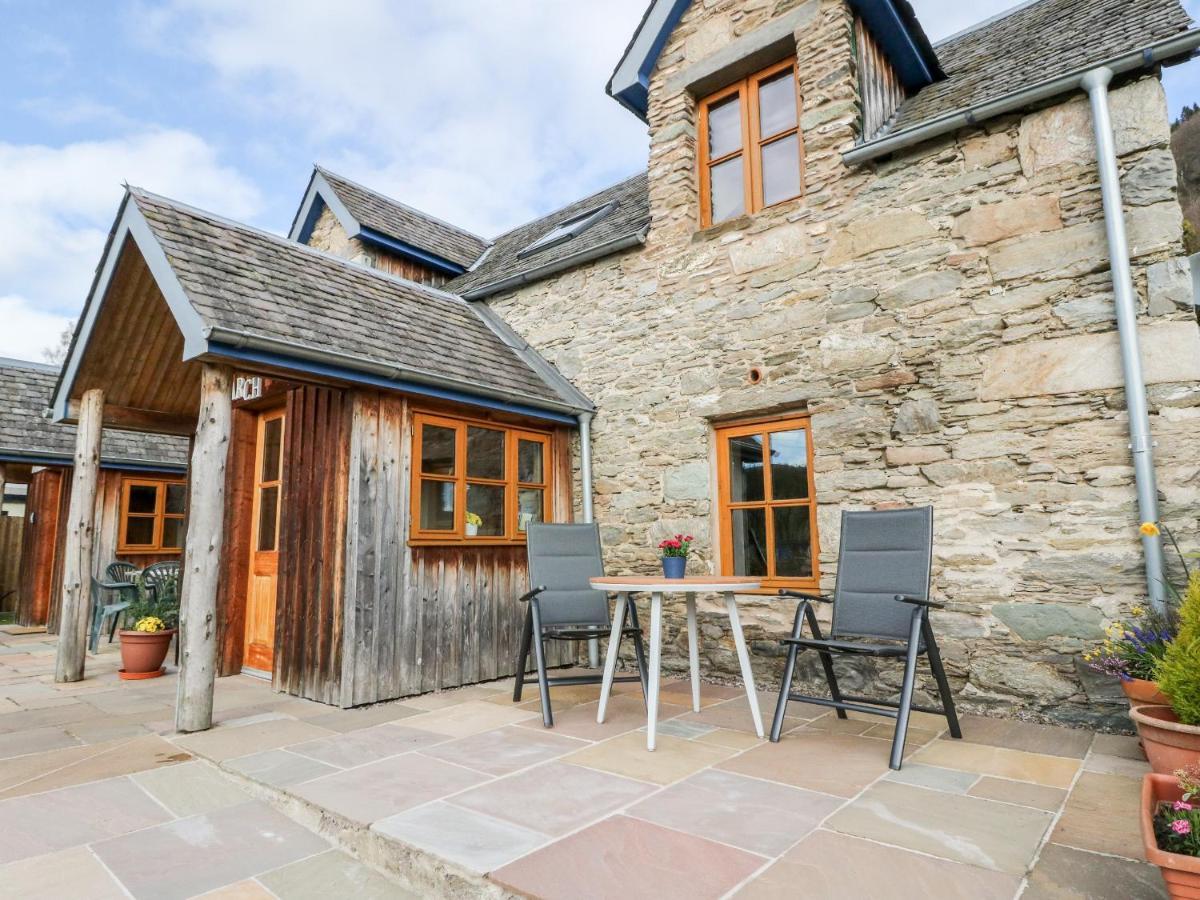 Larch Cottage Weem Εξωτερικό φωτογραφία